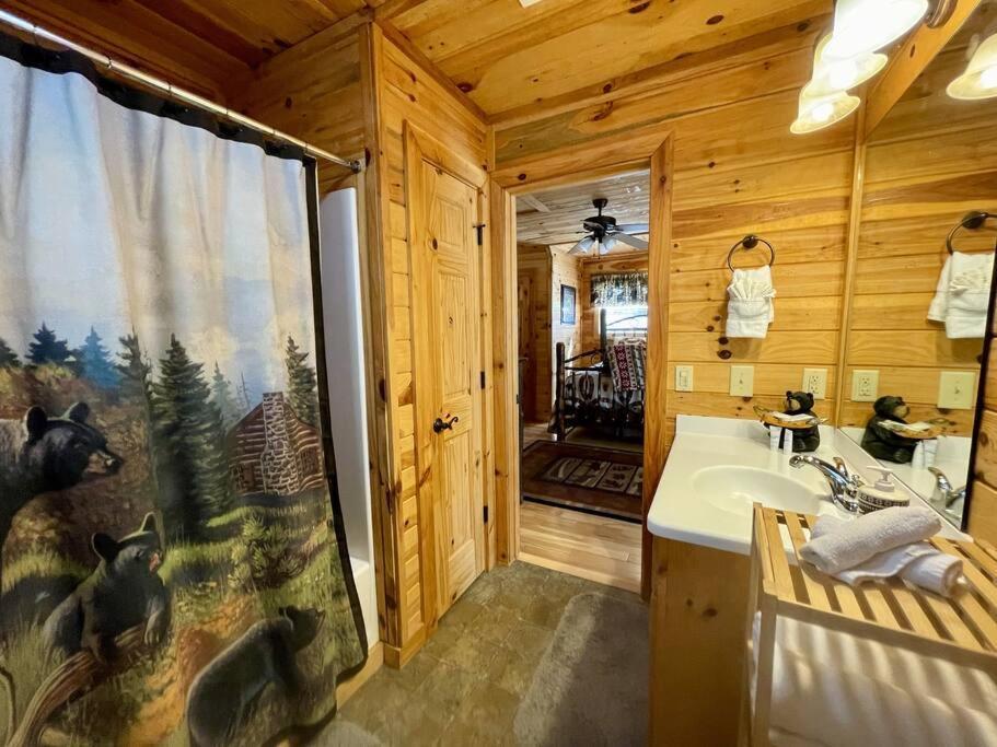 2 Bed Cabin Hot Tub Close To Helen #16 מראה חיצוני תמונה