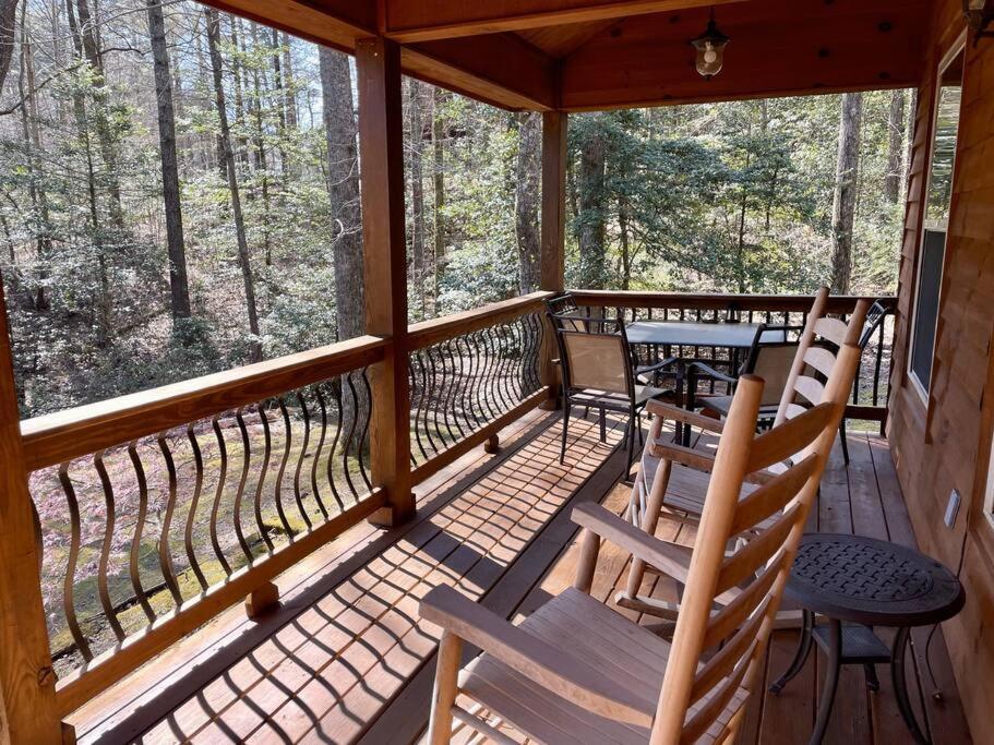 2 Bed Cabin Hot Tub Close To Helen #16 מראה חיצוני תמונה