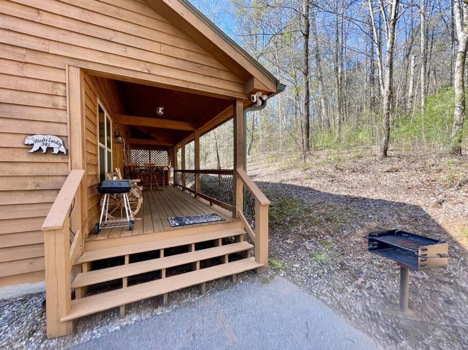 2 Bed Cabin Hot Tub Close To Helen #16 מראה חיצוני תמונה